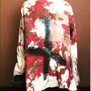 🌹 CUSTOM BLEACHED & SPRAY PAINTED FLANNEL 🌹